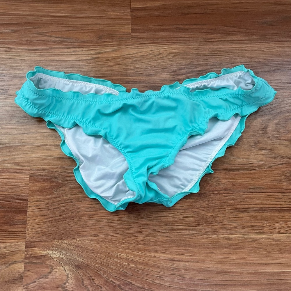 Victoria’s Secret ruffle cheeky bikini bottoms